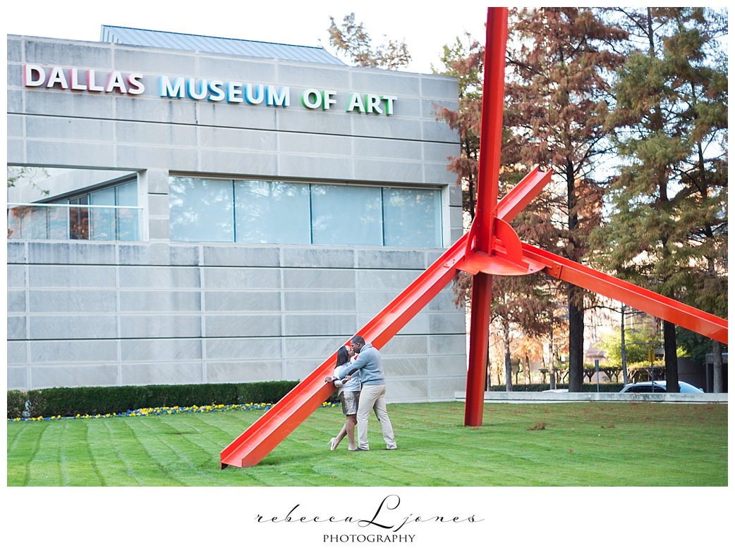 Dallas Museum of Art Engagement Session